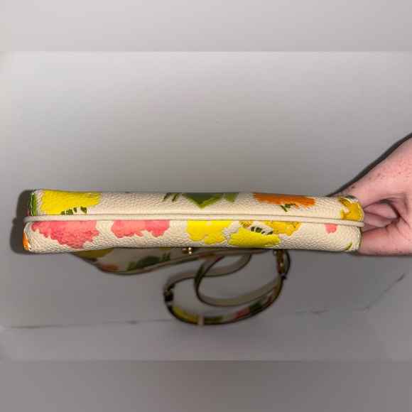 Coach CC556 Floral Print Kitt Crossbody Handbag Multicolor Pebbled Leather - Picture 5 of 9